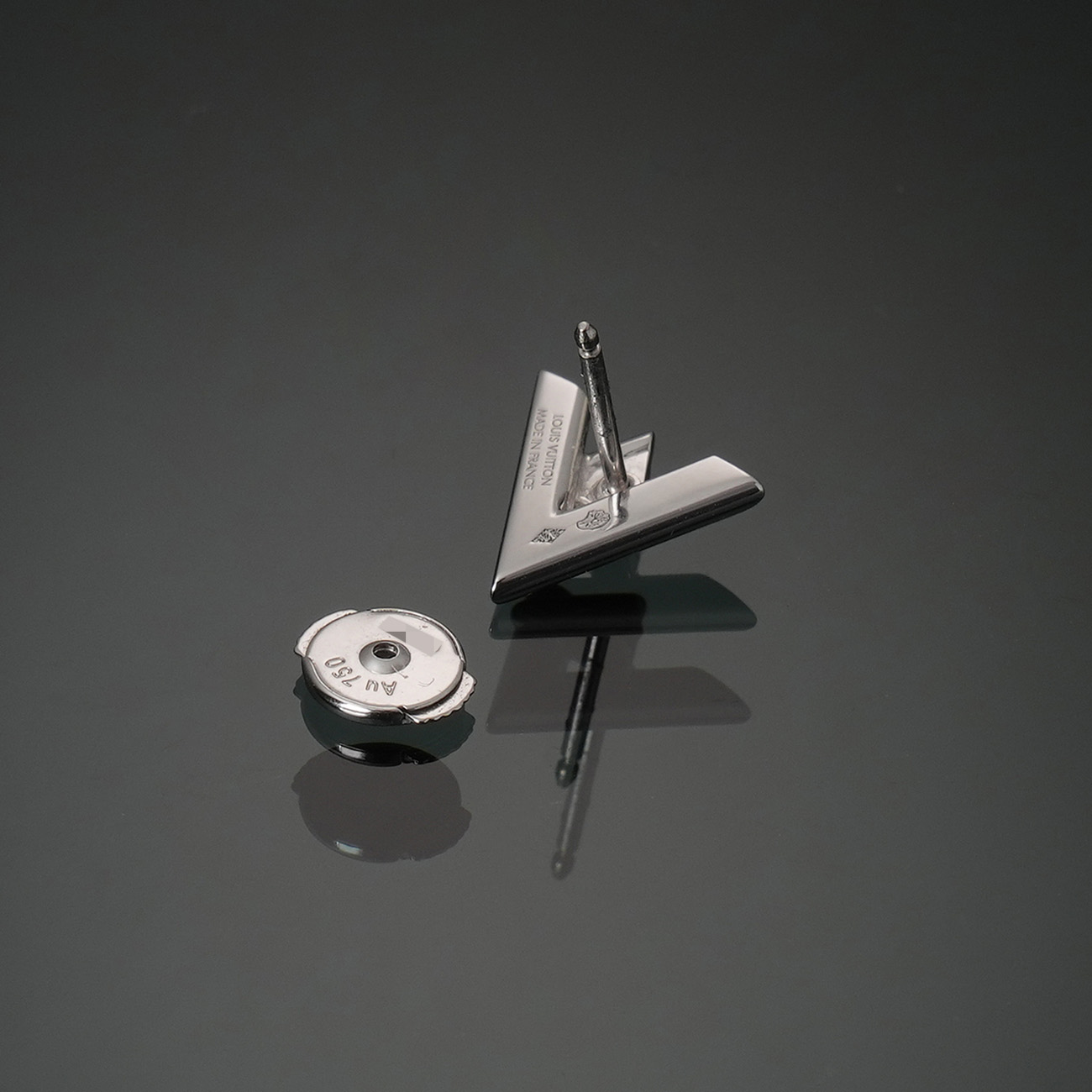 LOUIS VUITTON(USED)루이비통 다이아 볼트 스터드 귀걸이 1PCS